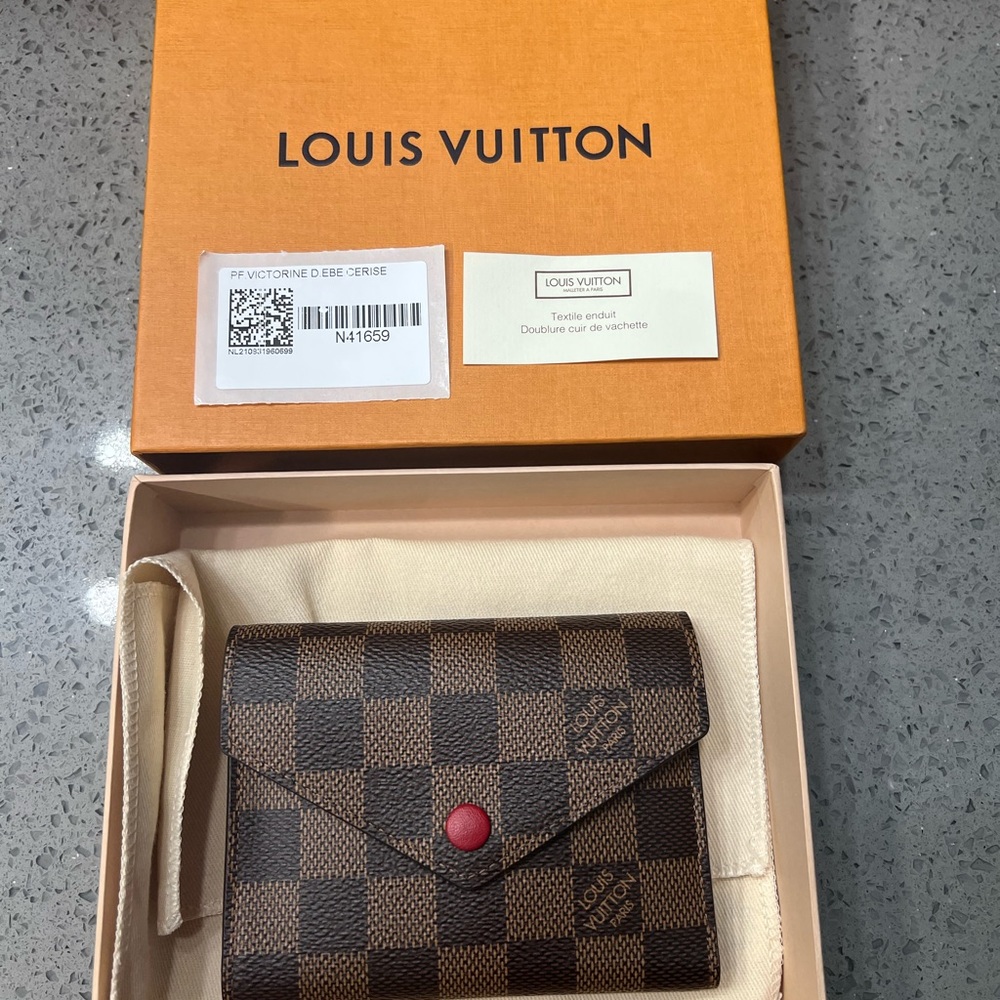 Brand new louis vuitton victorine wallet